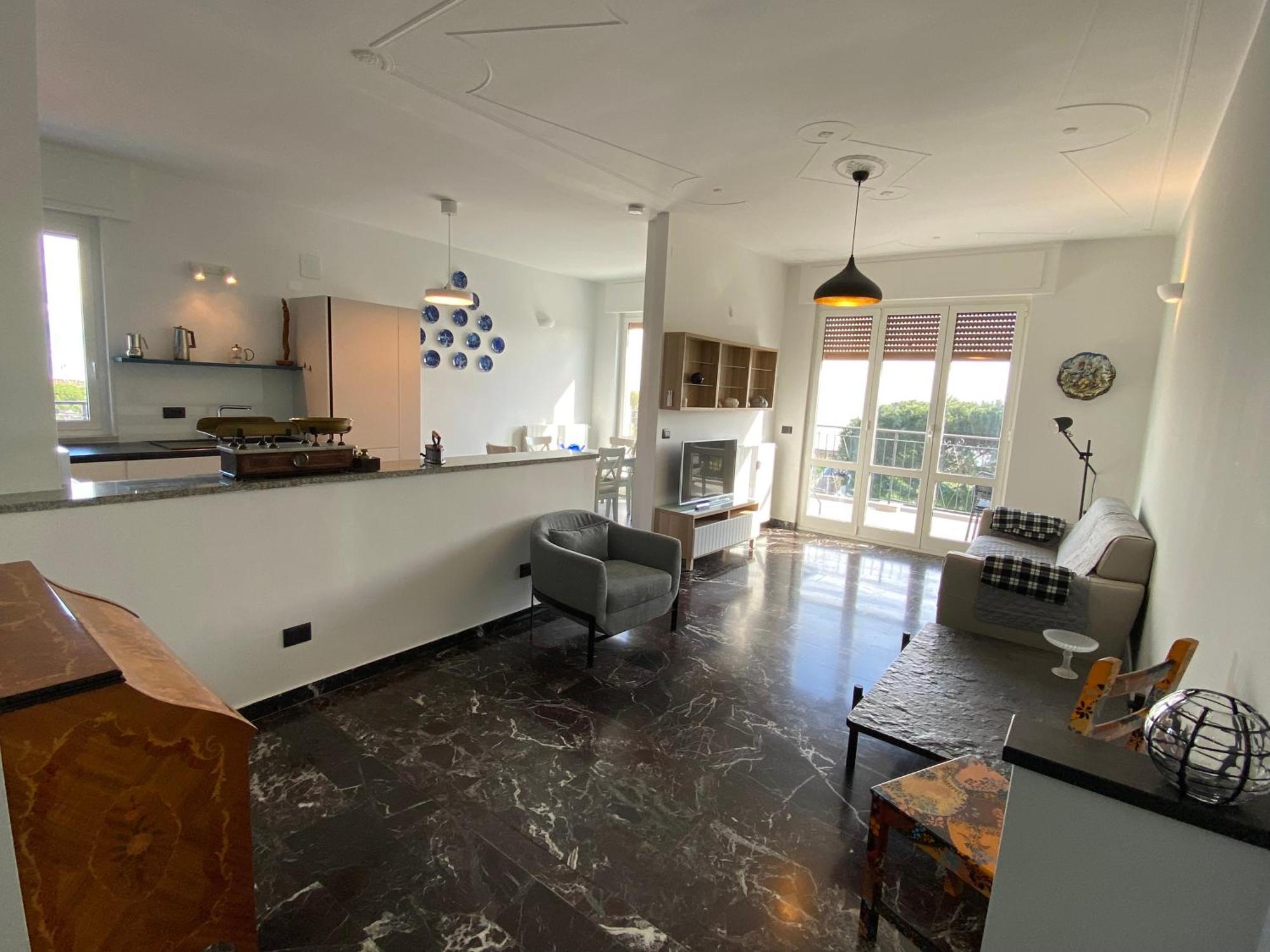 Apartment Spazioso Attico Fronte Mare